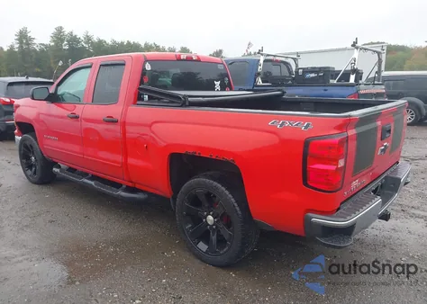 2015 Chevrolet Silverado 1500 1Lt z USA, uszkodzony, nr VIN 1GCVKREC7FZ216729